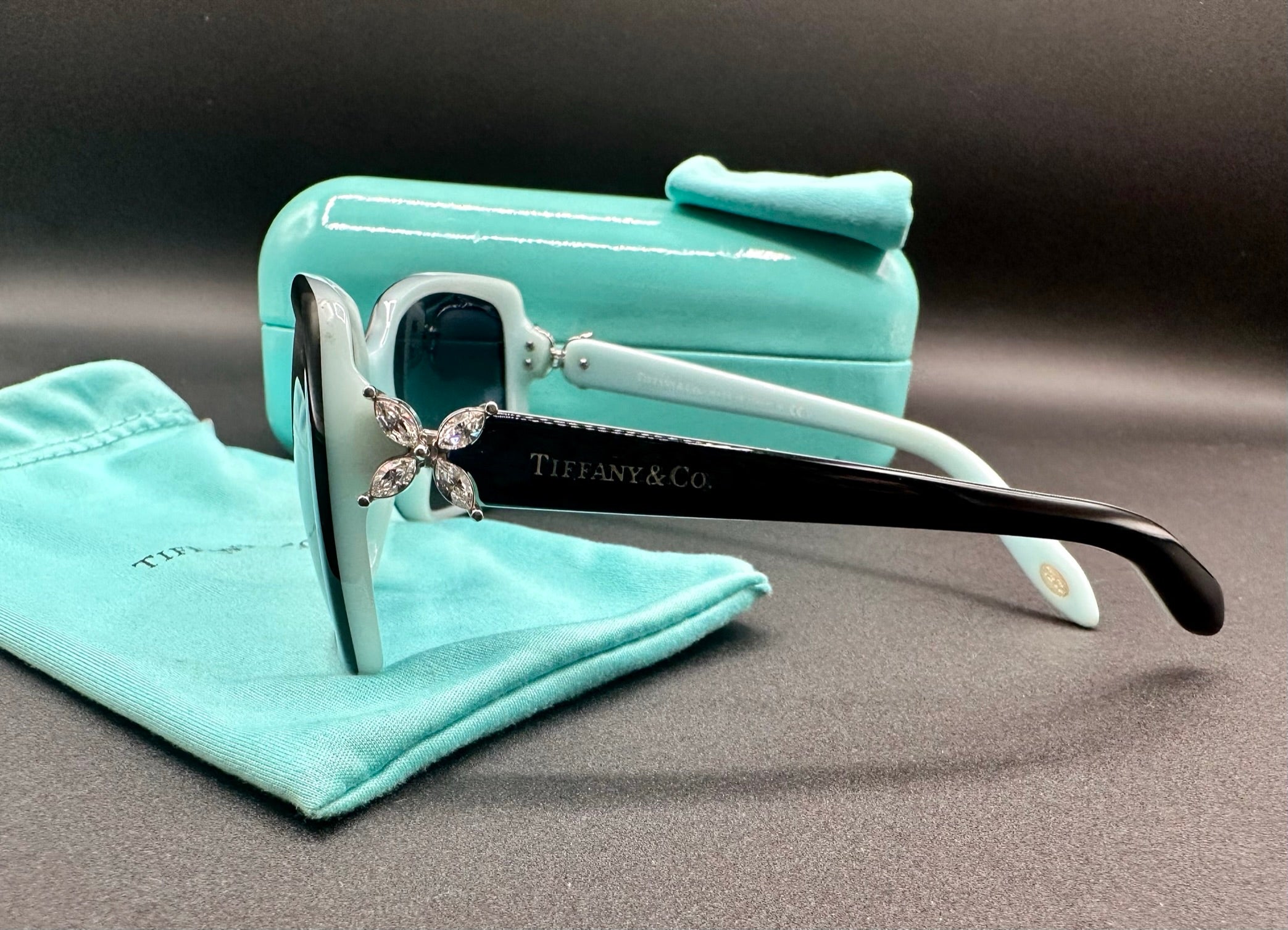AUTHENTIC TIFFANY SUN GLASSES | Life of Luxury LLC